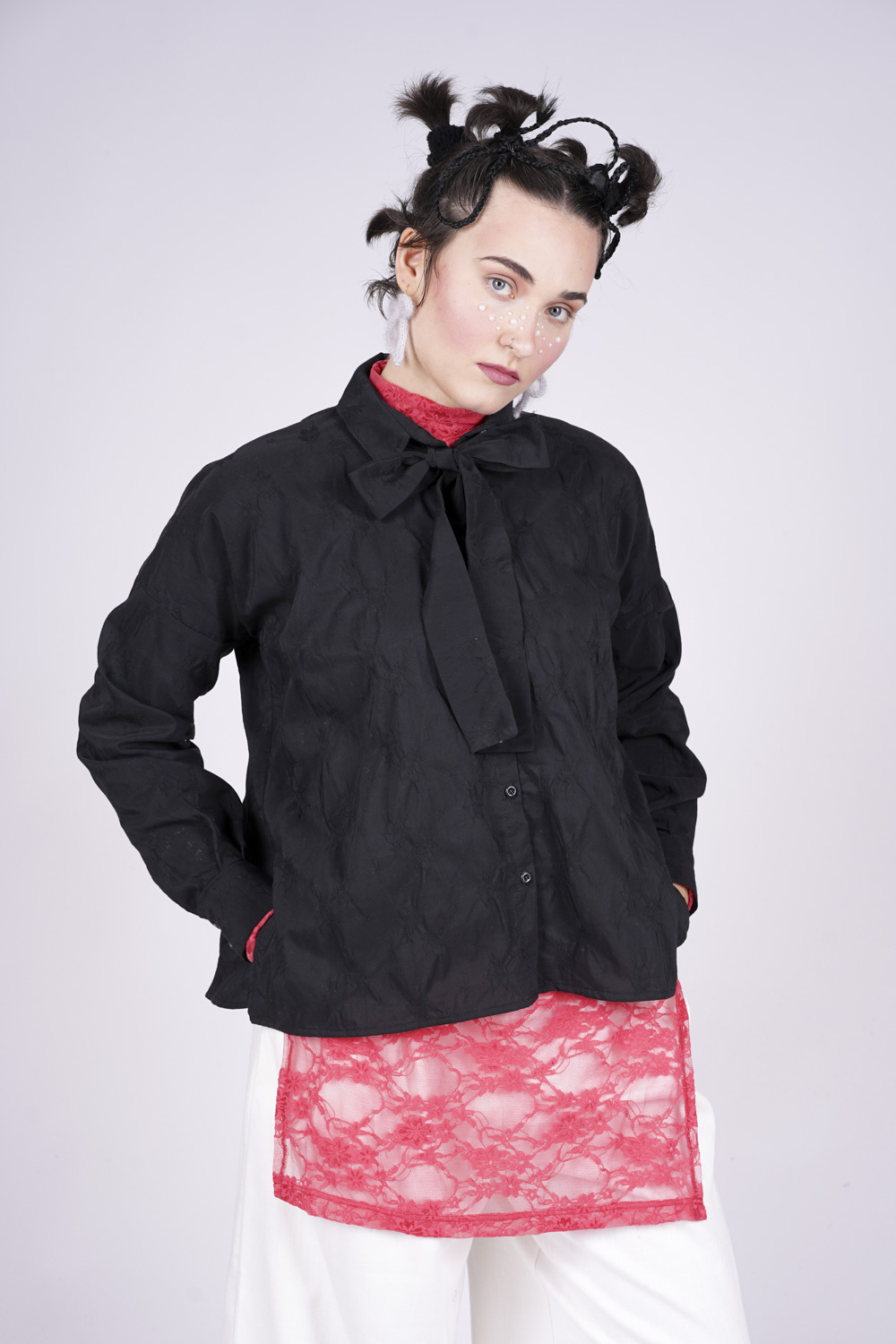 ILVY HEMD mit Manschetten und Schlitz schwarz Jacquard Blumen