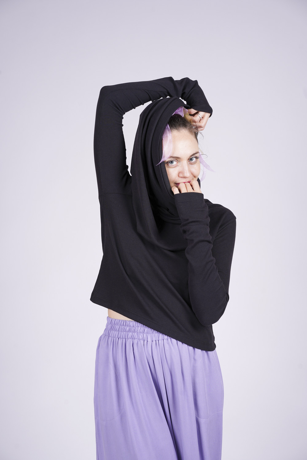 RK PULLOVER schwarz Ripp cropped SMALL